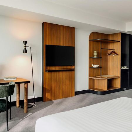 Crowne Plaza Adelaide Mawson Lakes By Ihg Bagian luar foto
